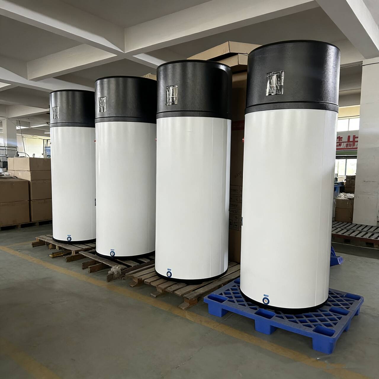 200L一体型ヒートポンプ給湯器一体型貯湯式R290 2.5 - Home Bathroom Water Heater のレビューと価格