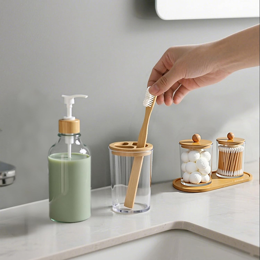 5点セット 竹製バスルームアクセサリーセット（トレイ付き）  - Zara Home Bathroom Set のレビューと価格