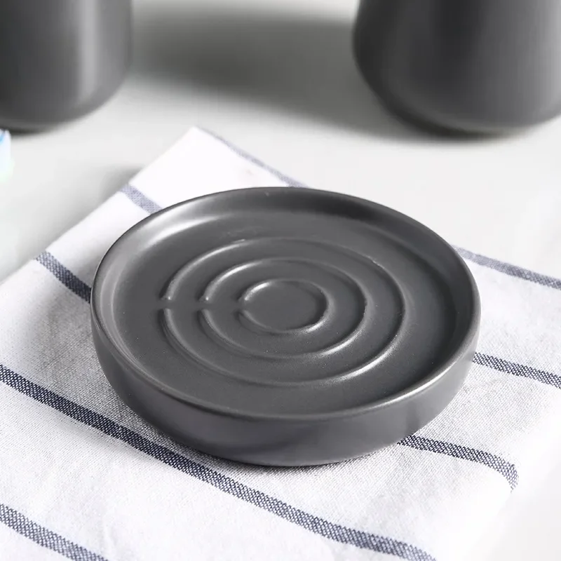 ダークグレー-セラミックバスボトル/歯ブラシホルダー,ウォッ - Zara Home Bathroom Set のレビューと価格